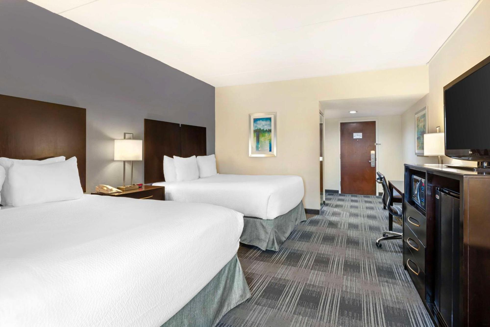 เบสต์ เวสเทิร์น ฮาร์ตฟอร์ด โฮเต็ล แอนด์ สวีท Hotel ภายนอก รูปภาพ